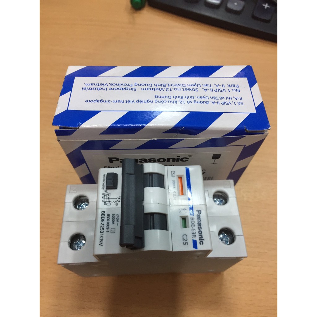 Cầu dao chống giật Panasonic